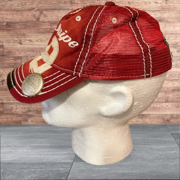 Red Stripe hat from Jamaica with bottle opener in the inside of the bill.. - Picture 4 of 7